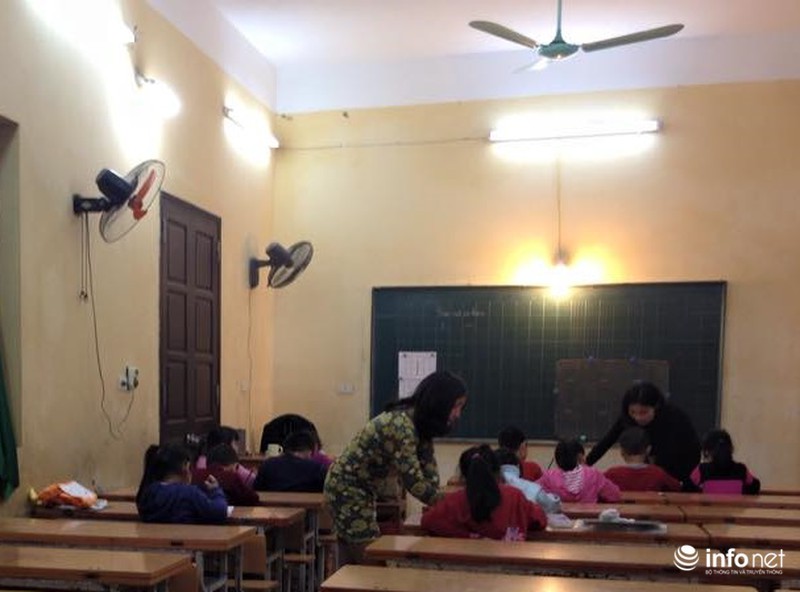 Dạy chữ cho trẻ chuẩn bị vào lớp 1: Càng học trẻ càng sợ - ảnh 1