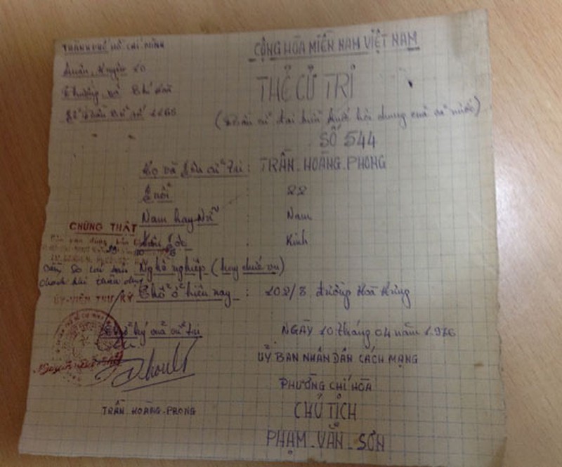 Nhà sưu tập gìn giữ 250 thẻ cử tri của các kỳ bầu cử Quốc hội - ảnh 3