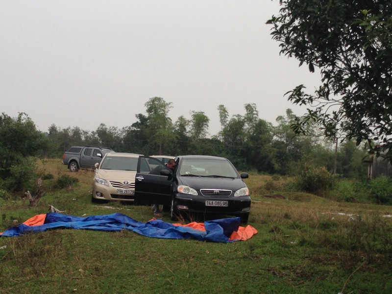 Người dân TP. Móng Cái sợ cam Trung Quốc, đua nhau vào vườn cam sạch mua hàng - ảnh 7