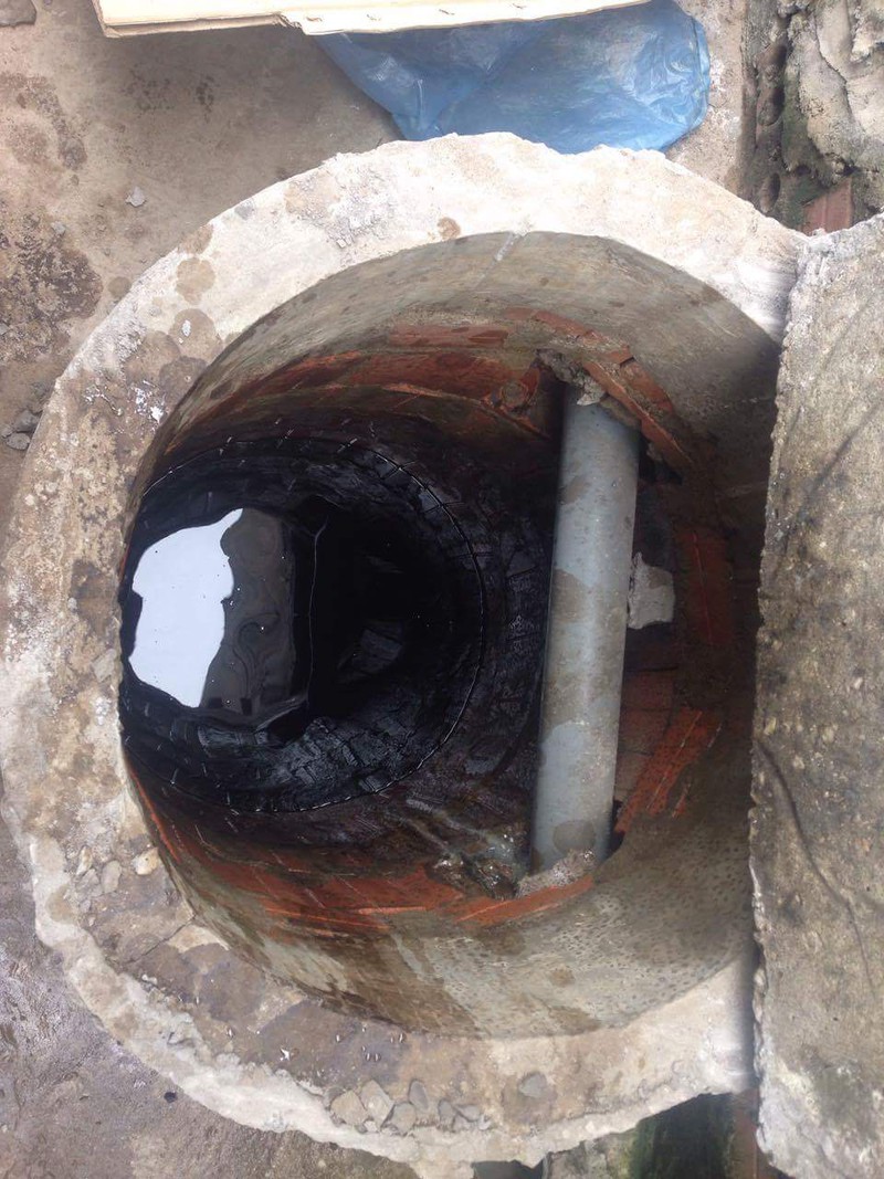 Quảng Ninh: Vỡ téc chứa xăng dầu, giếng nhà dân ô nhiễm nặng - ảnh 3