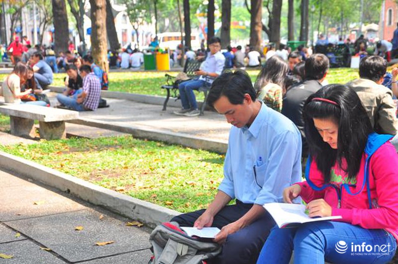 Chiêm ngưỡng nơi cổ kính, hạnh phúc bậc nhất Sài thành ngày cuối năm - ảnh 12