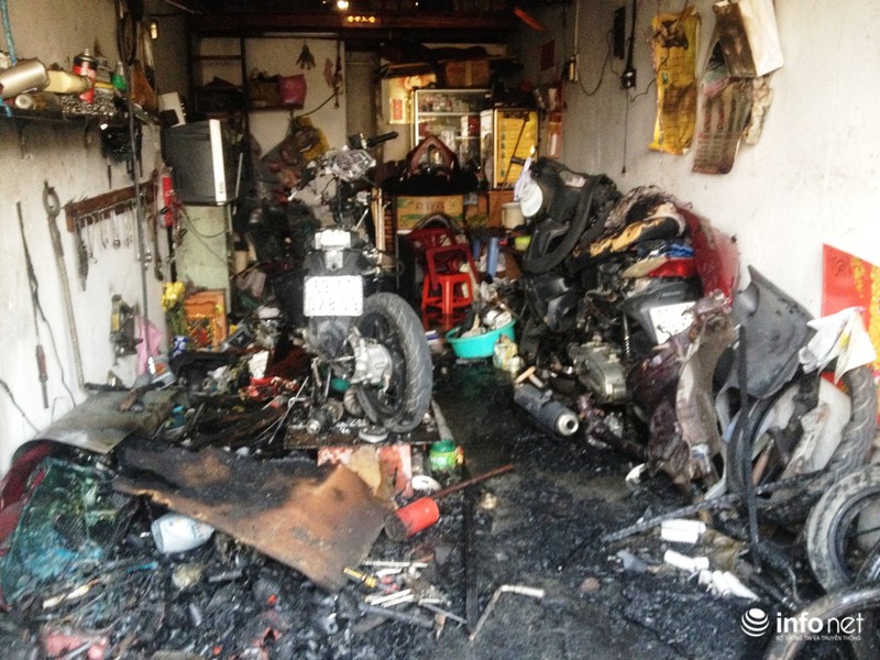 TP.HCM: Đốt rác, đốt luôn 3... nhà dân - ảnh 1