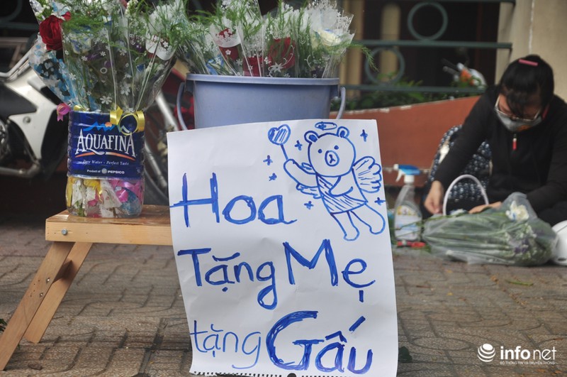 “Choáng” với bình hoa 85 triệu đồng kết từ hơn 700 bông hoa quý hiếm - ảnh 4