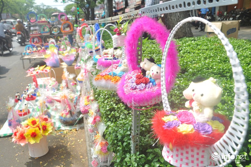 “Choáng” với bình hoa 85 triệu đồng kết từ hơn 700 bông hoa quý hiếm - ảnh 7