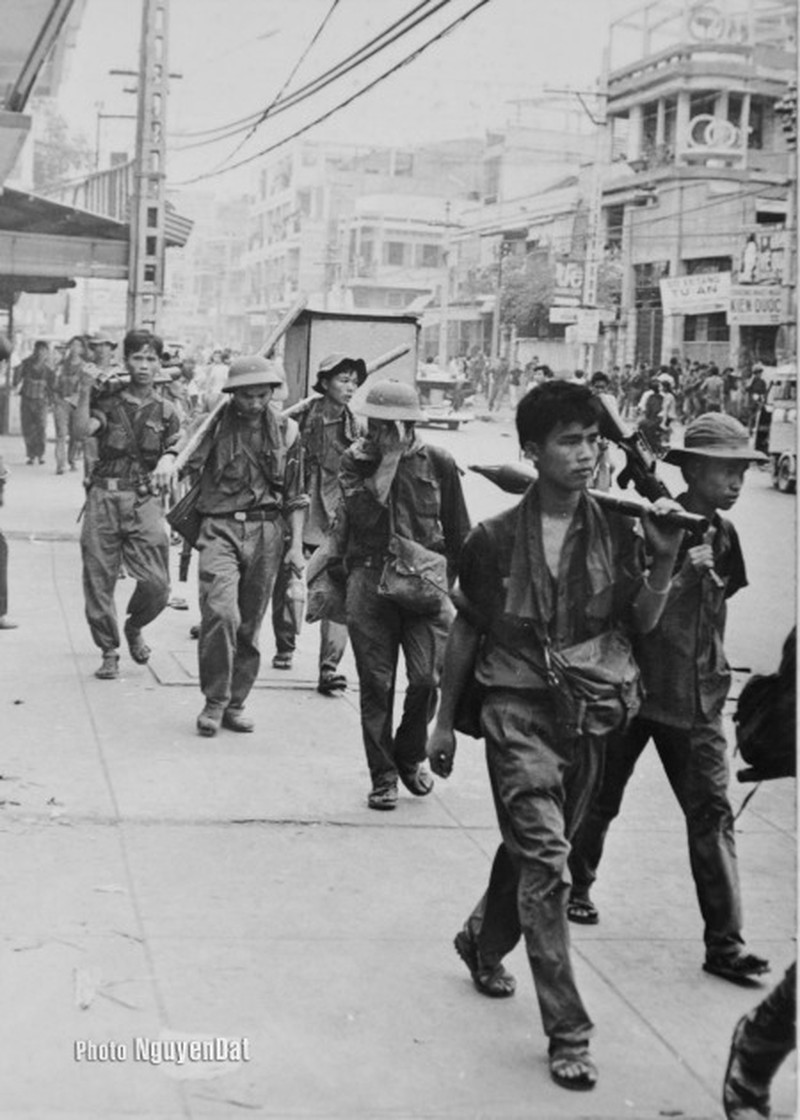 Những khoảnh khắc Sài Gòn khó quên ngày 30/4/1975 - ảnh 2