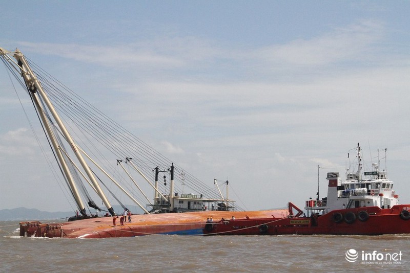 Phương án tìm kiếm 2 nạn nhân còn lại bị lật tàu trên sông Soài Rạp - ảnh 6