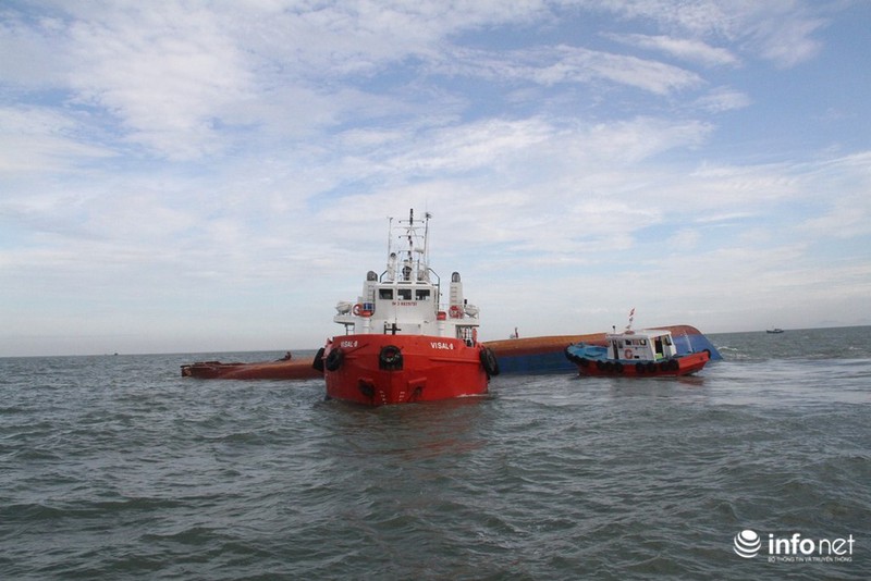 Phương án tìm kiếm 2 nạn nhân còn lại bị lật tàu trên sông Soài Rạp - ảnh 3