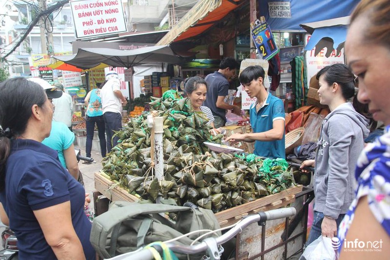 TP.HCM: Bánh ú lá tro