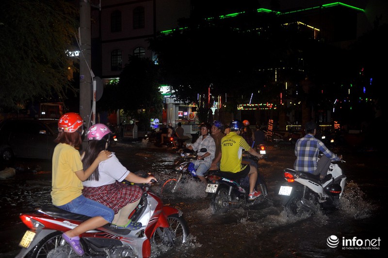 TP.HCM lại ngập