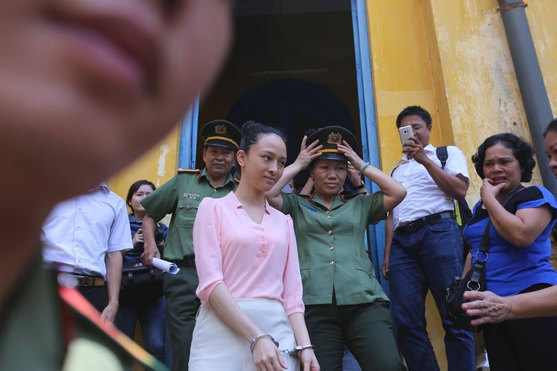 Toàn cảnh 2 ngày xét xử, hoa hậu Phương Nga cương quyết giữ