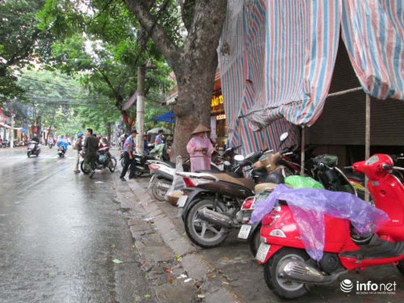 Giá vàng xuống thấp nhất năm: