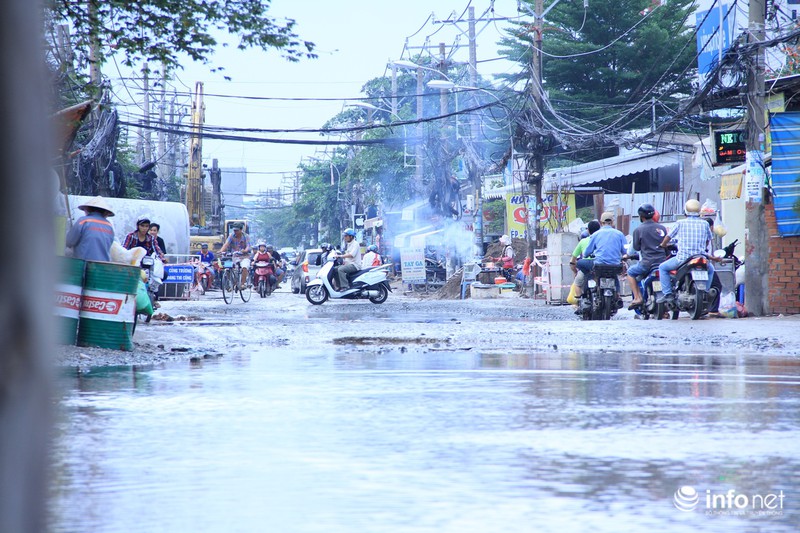 TP.Hồ Chí Minh: Con đường khốn khổ ngập úng suốt...10 năm - ảnh 1