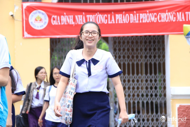 TP HCM: Đường thông hè thoáng, không còn cảnh khăn gói lên phố đi thi - ảnh 5