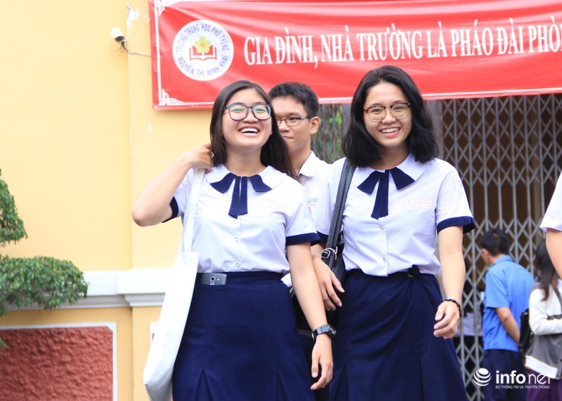 TP HCM: Đường thông hè thoáng, không còn cảnh khăn gói lên phố đi thi - ảnh 6