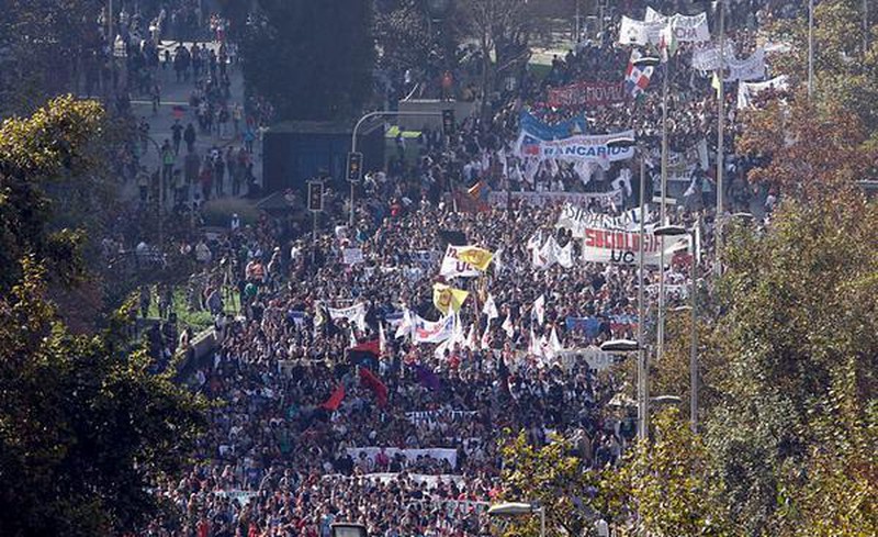 Chile: Biểu tình dữ dội đòi cải cách giáo dục - ảnh 2