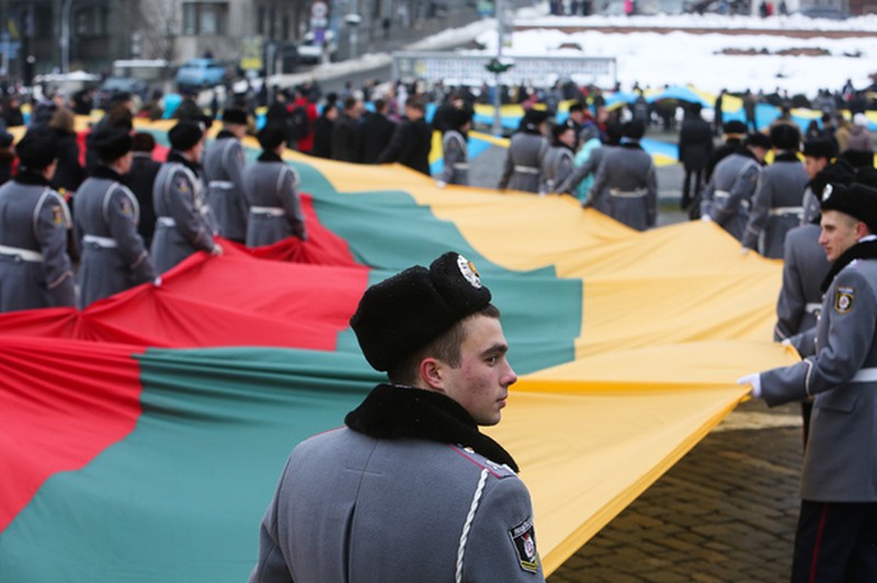 Ukraine: Biểu tình lớn phản đối chiến tranh ở Kiev - ảnh 11