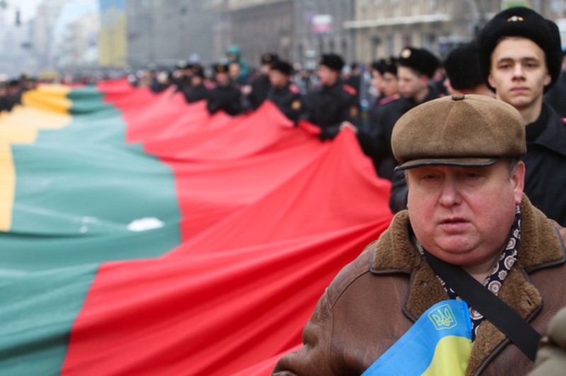 Ukraine: Biểu tình lớn phản đối chiến tranh ở Kiev - ảnh 3