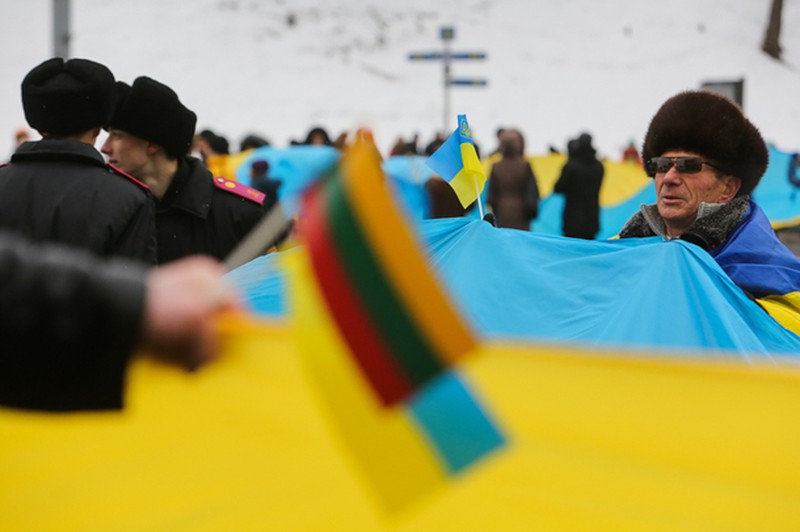 Ukraine: Biểu tình lớn phản đối chiến tranh ở Kiev - ảnh 5