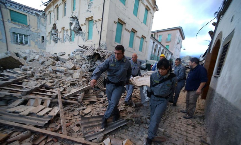 Tan hoang Italia - ảnh 10