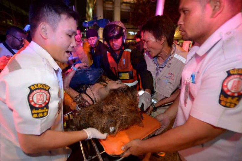 Bom nổ rung chuyển trung tâm Bangkok, 12 người thiệt mạng - ảnh 3