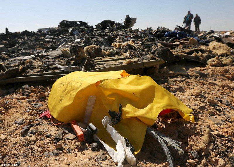 Có thể máy bay Nga bị đánh bom và nổ tung trên trời - ảnh 13