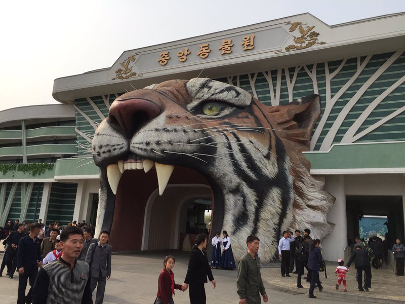 Bình Nhưỡng vẫn yên ả sau khi Triều Tiên phóng tên lửa thất bại - ảnh 9