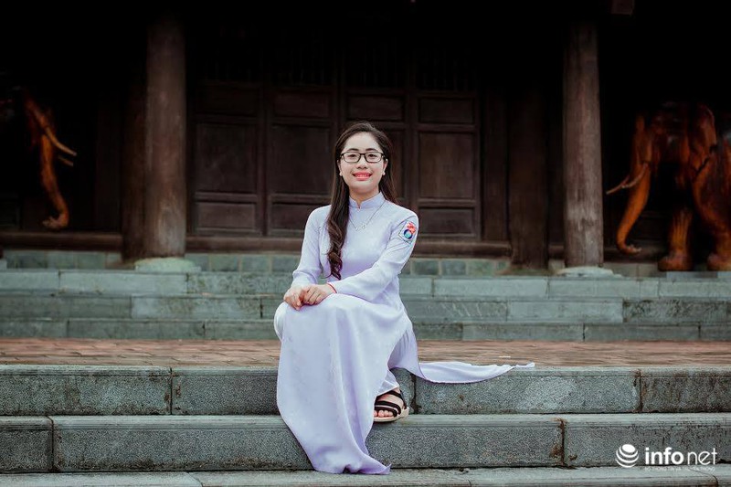 Vẻ đẹp của nữ sinh THPT Huỳnh Thúc Kháng trong cuộc thi Miss VOS 2016 - ảnh 4