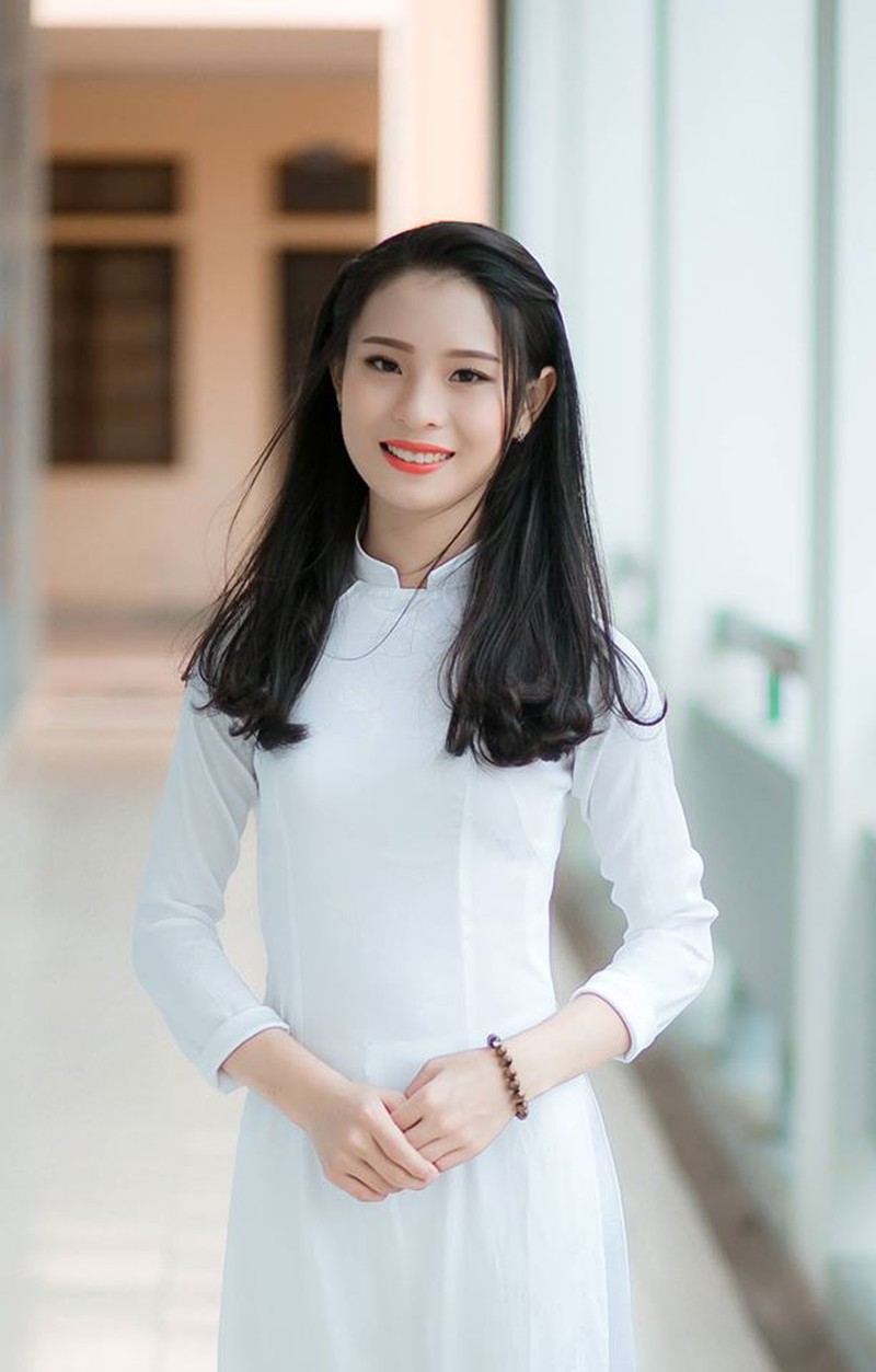 Vẻ đẹp của nữ sinh THPT Huỳnh Thúc Kháng trong cuộc thi Miss VOS 2016 - ảnh 24