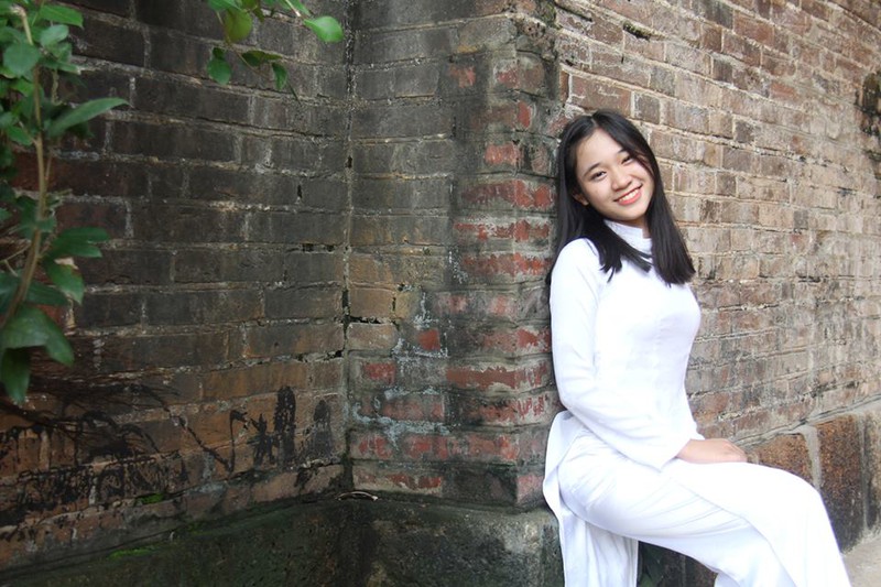 Vẻ đẹp của nữ sinh THPT Huỳnh Thúc Kháng trong cuộc thi Miss VOS 2016 - ảnh 33