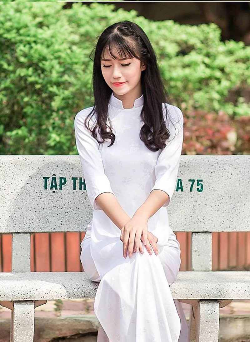 Vẻ đẹp của nữ sinh THPT Huỳnh Thúc Kháng trong cuộc thi Miss VOS 2016 - ảnh 35