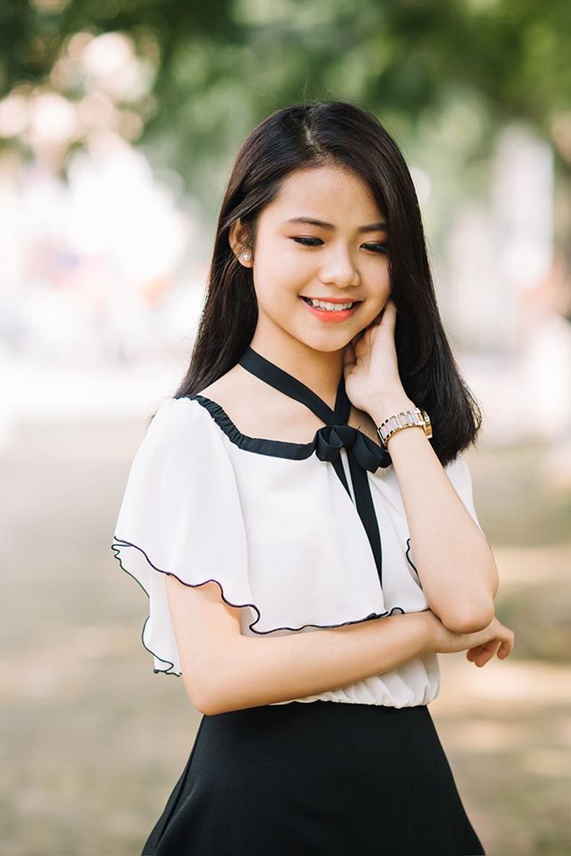 Vẻ đẹp của nữ sinh THPT Huỳnh Thúc Kháng trong cuộc thi Miss VOS 2016 - ảnh 41