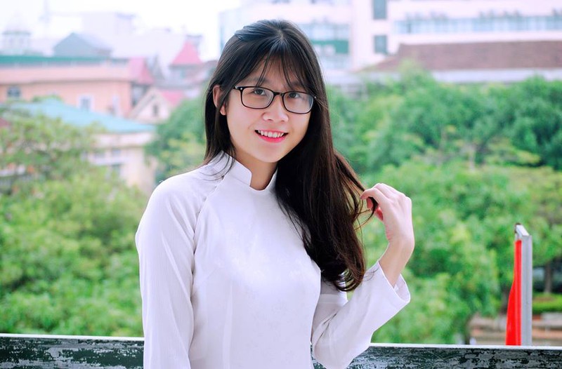 Vẻ đẹp của nữ sinh THPT Huỳnh Thúc Kháng trong cuộc thi Miss VOS 2016 - ảnh 5
