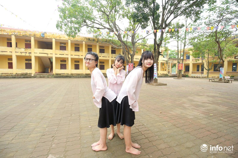 Bộ ảnh kỷ yếu