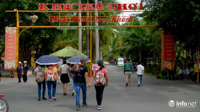 Trước ngày ông Huỳnh Uy Dũng đóng cửa Đại Nam: Khách đổ về gấp gáp - ảnh 15