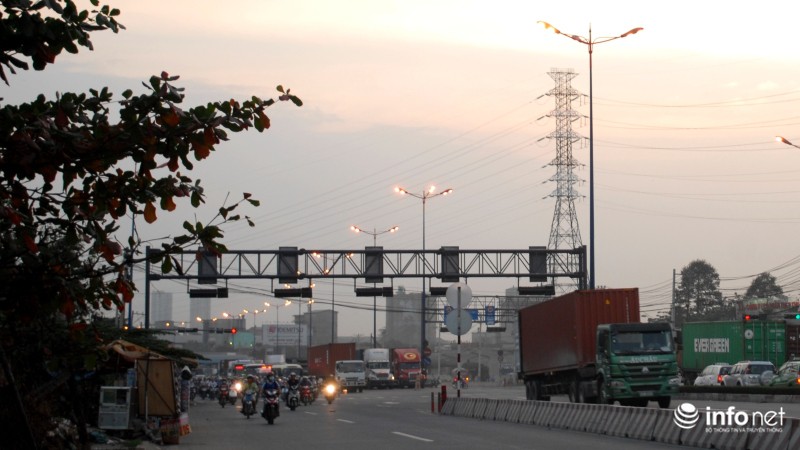 TP.HCM: Bật đèn đường quá sớm, TP lãng phí hàng trăm triệu mỗi ngày? - ảnh 5