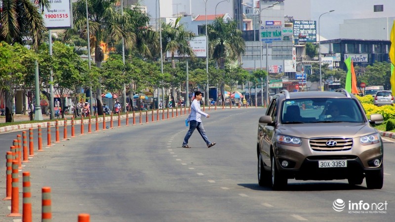 Người Sài Gòn có vượt đèn đỏ, lấn làn, băng ngang đường sai chỗ? - ảnh 2
