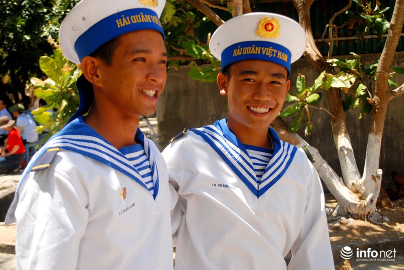 Những nụ cười Trường Sa - ảnh 11