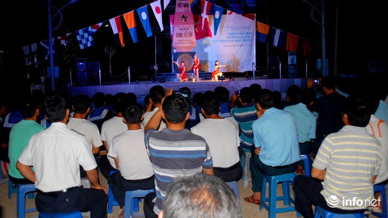 Hình ảnh cuộc sống yên bình của người dân tại Trường Sa - ảnh 21