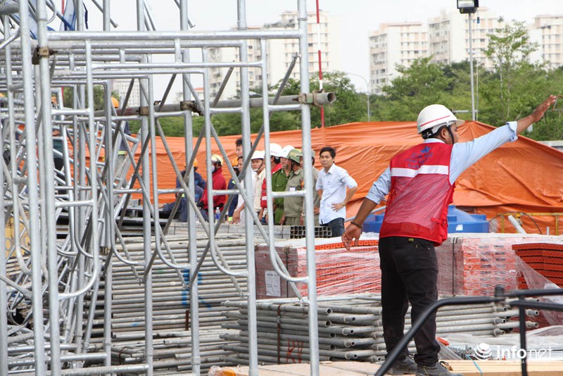 Bên trong công trình giàn giáo vừa đổ sập tại TP.HCM - ảnh 8