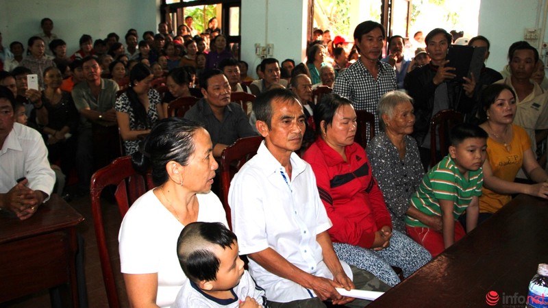 Những hình ảnh xúc động buổi xin lỗi công khai ông Huỳnh Văn Nén - ảnh 11