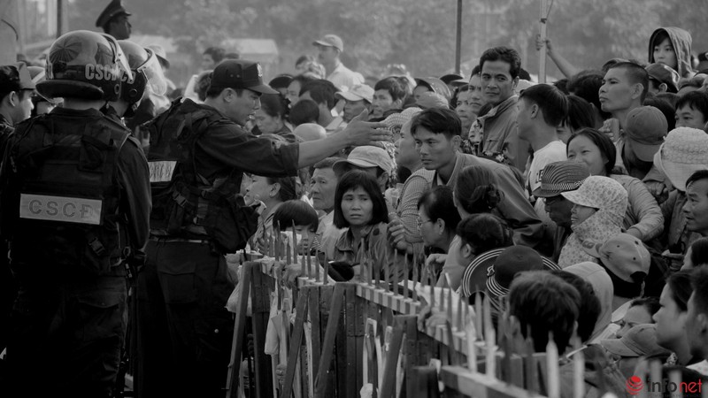 Toàn cảnh phiên xử tại Bình Phước qua bộ ảnh đen trắng - ảnh 20