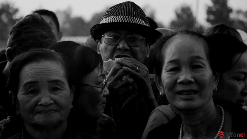 Toàn cảnh phiên xử tại Bình Phước qua bộ ảnh đen trắng - ảnh 5