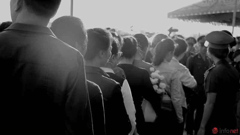 Toàn cảnh phiên xử tại Bình Phước qua bộ ảnh đen trắng - ảnh 9