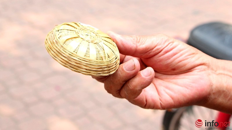 Những đồ vật tý hon gợi nhớ tuổi thơ