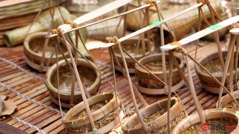 Những đồ vật tý hon gợi nhớ tuổi thơ