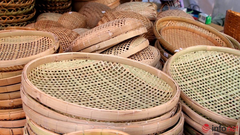 Những đồ vật tý hon gợi nhớ tuổi thơ