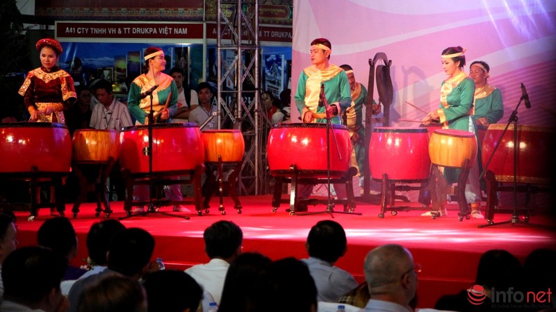 Hội sách TP.HCM góp phần thực hiện Nghị quyết Đại hội Đảng 12 - ảnh 7