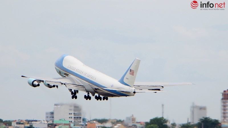 Nhiều tuyến đường kẹt nặng sau khi chuyên cơ Air Force One cất cánh - ảnh 2