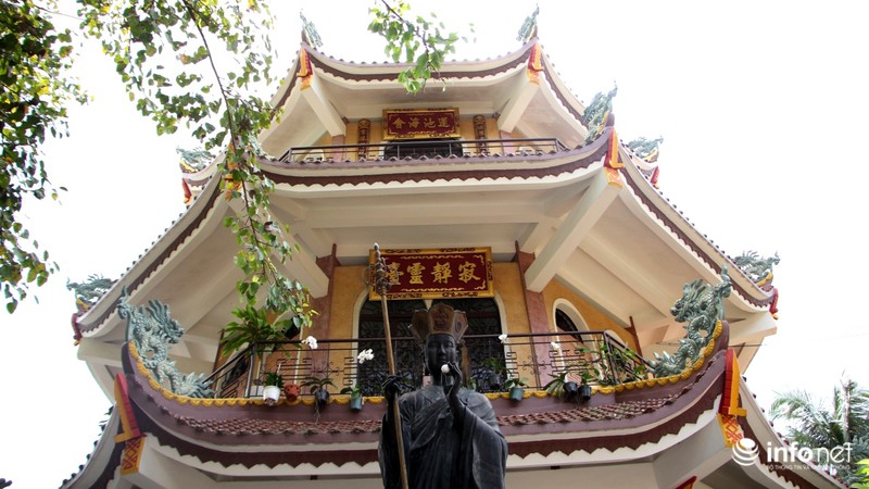 Thăm chùa Một Cột tại Thành phố Hồ Chí Minh - ảnh 14
