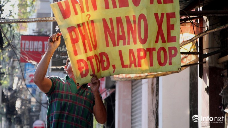 Muôn cách phản ứng của người dân khi bị xử lý vì lấn chiếm vỉa hè - ảnh 18